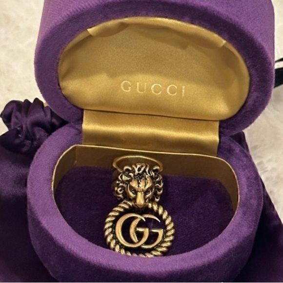 RARE Authentic Gucci Antique Lion Head GG Ring ✨ - Picture 2 of 8